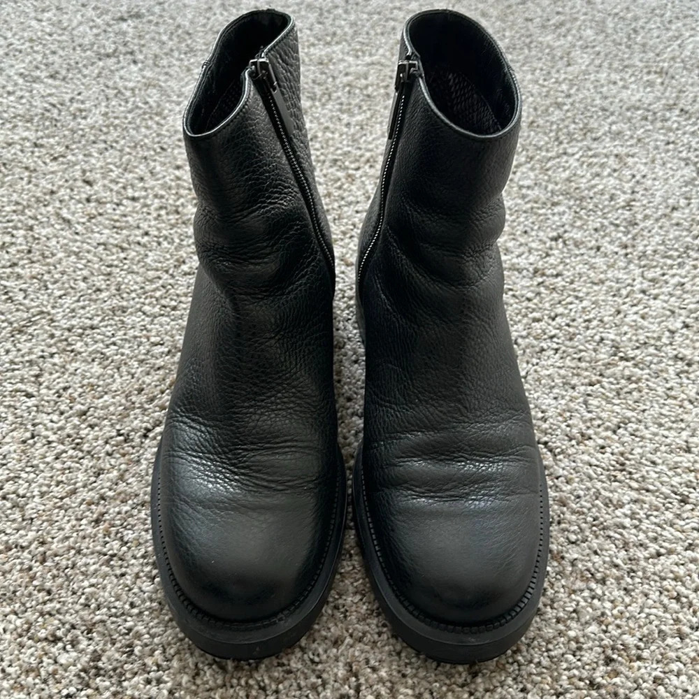 AQUATALIA Maddie Pebbled Leather Boots, Size 7, EUC - Picture 3 of 7